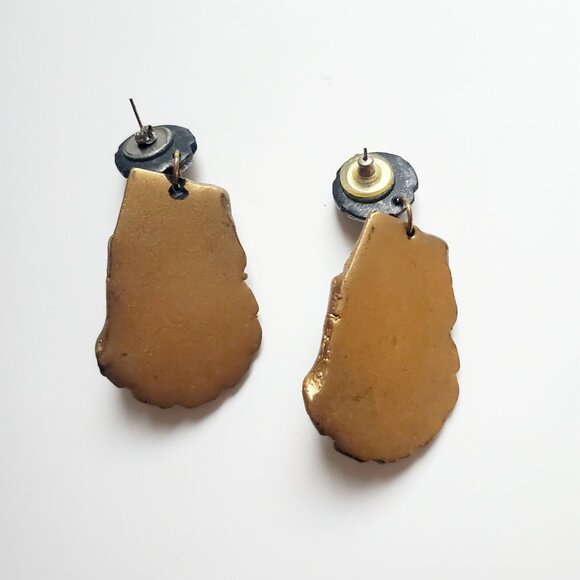 UNIQUE Artisan Dangle Earrings Green Cabachon Stone Metallic Brutalist Design - Picture 5 of 5